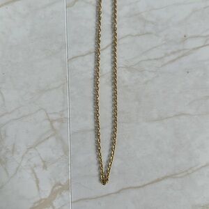 Elegant Gold Chain Necklace